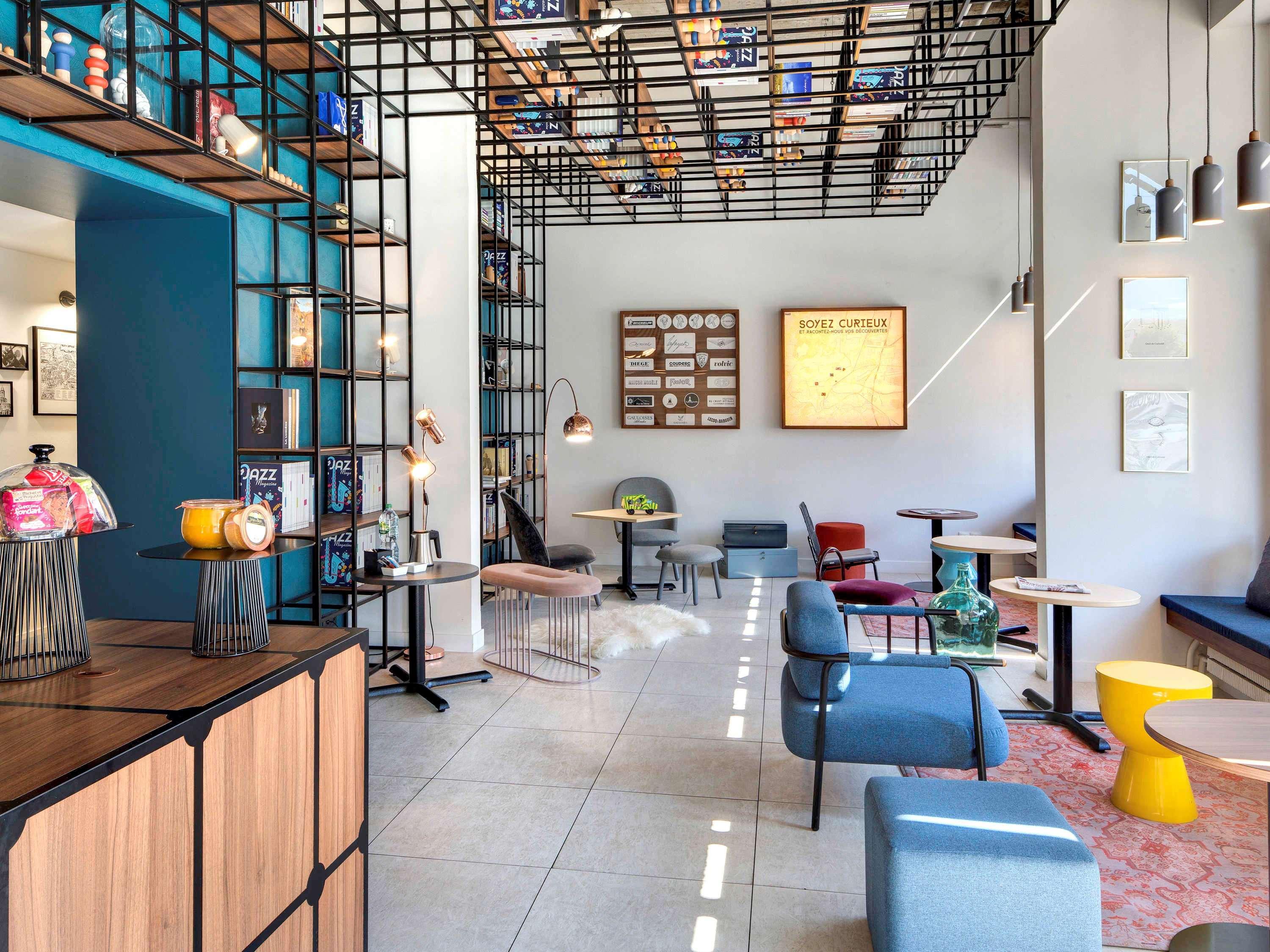 Hotel Ibis Styles Clermont-Ferrand Gare Exterior foto