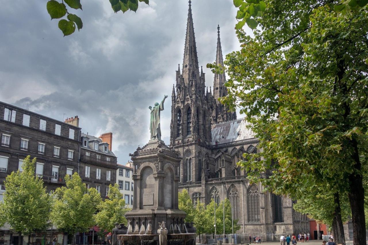 Hotel Ibis Styles Clermont-Ferrand Gare Exterior foto